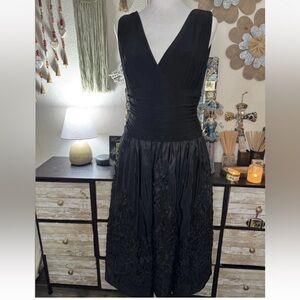 Willow GlennElegant Black Sleeveless Evening Dress Size 12